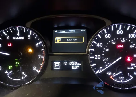 2013 Nissan Pathfinder Sl z USA, uszkodzony, nr VIN 5N1AR2MM5DC614951